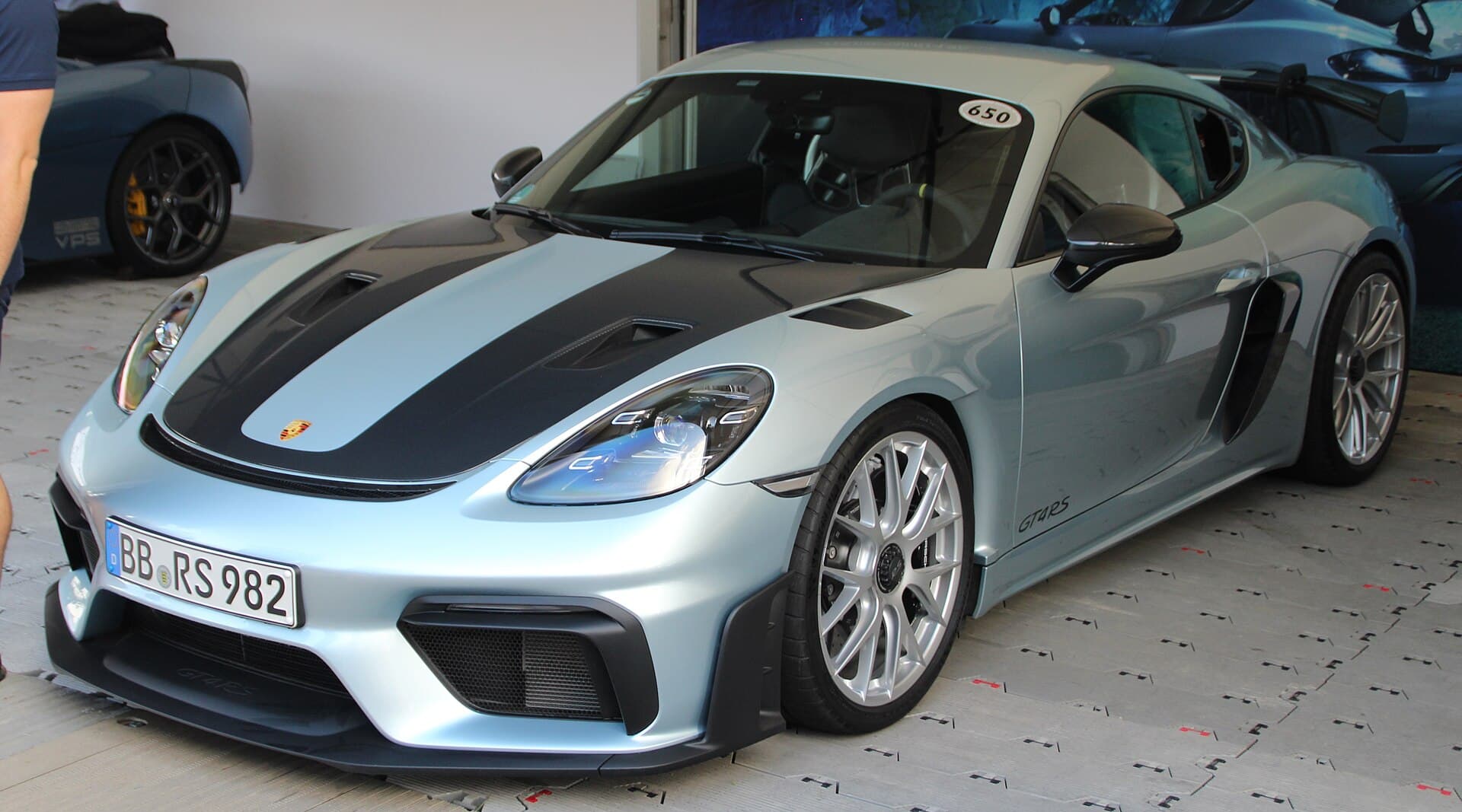 Porsche 718 Cayman GT4 RS — Langzeitmiete